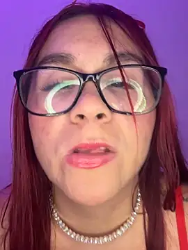 TiffanySton online show from April 3, 2026, 2:09 am