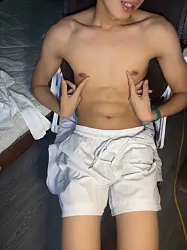 Snapshot of tuanhip chatting on May 7, 2026, 11:26 am tuanhip online show from May 7, 2026, 11:26 am