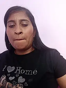 SofiaMendez1  online show from May 11, 2026, 4:04 pm