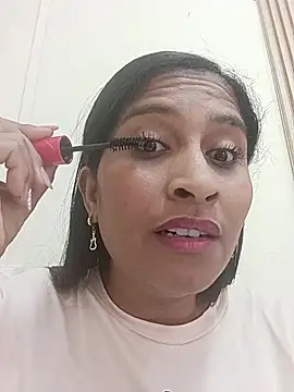 Snapshot of SofiaMendez1_ chatting on July 11, 2026, 5:37 pm SofiaMendez1 online show from July 11, 2026, 5:37 pm