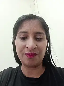 Snapshot of SofiaMendez1_ chatting on July 13, 2026, 1:58 pm SofiaMendez1 online show from July 13, 2026, 1:58 pm