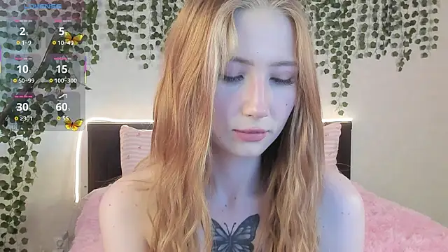 Snapshot of Leona_Vixen chatting on May 4, 2026, 5:47 am Leona Vixen online show from May 4, 2026, 5:47 am