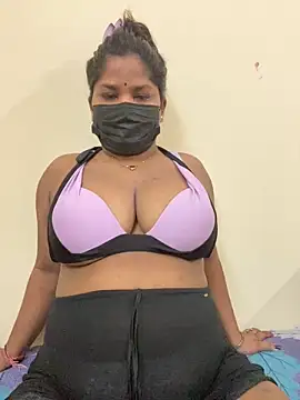 Snapshot of Shalu_naughty69 chatting on May 23, 2026, 5:01 am Shalu naughty69 online show from May 23, 2026, 5:01 am