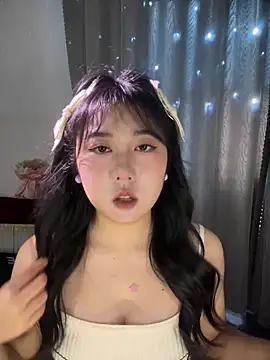 ooooBaby129 online show from April 10, 2026, 8:52 am