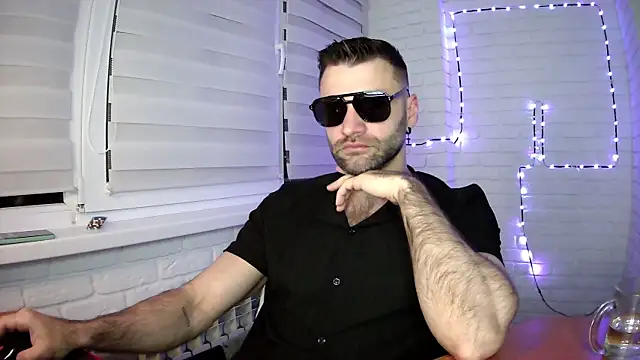 Snapshot of DaddySlava chatting on April 25, 2026, 6:16 pm DaddySlava online show from April 25, 2026, 6:16 pm