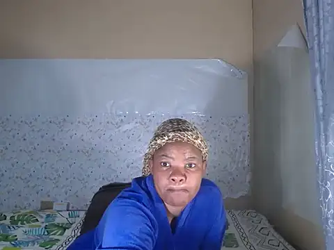 FloweSaltry online show from May 6, 2026, 1:36 am