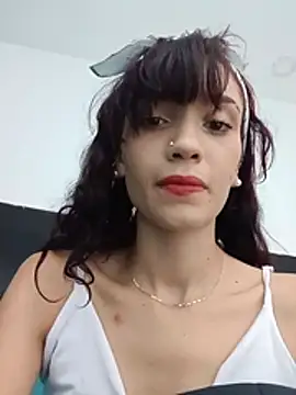 Snapshot of Alexa_fox669 chatting on June 17, 2026, 2:07 pm Alexa fox669 online show from June 17, 2026, 2:07 pm