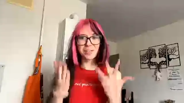 WifeAileen online show from April 14, 2026, 7:03 am