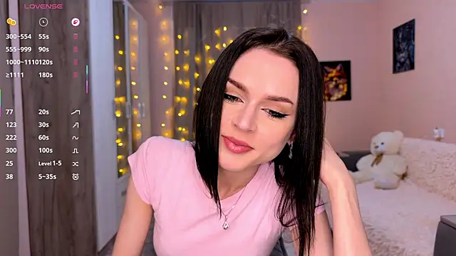 PlayfulLea online show from May 24, 2026, 5:29 pm