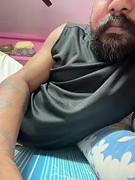 Snapshot of akela_pan1 chatting on July 4, 2026, 2:12 pm akela pan1 online show from July 4, 2026, 2:12 pm