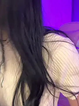 ISABELFORYOU03 online show from April 8, 2026, 12:21 am