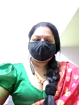 PINKI 024 online show from May 5, 2026, 5:59 am