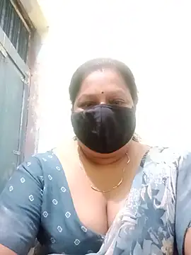 PINKI 024 online show from May 28, 2026, 9:17 am