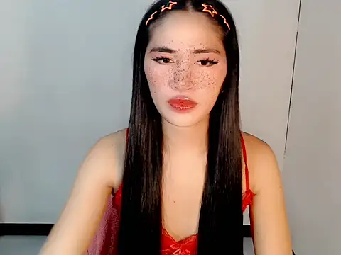 urasiankylie online show from April 28, 2026, 1:49 pm