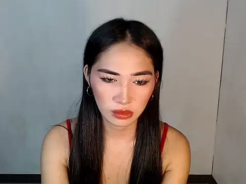 urasiankylie online show from May 1, 2026, 1:26 pm