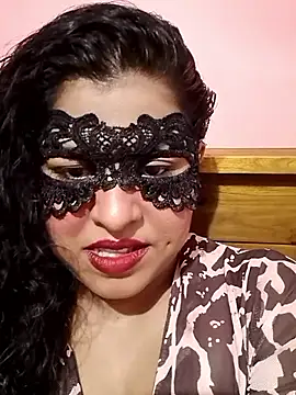 Snapshot of Maskedcurves chatting on April 4, 2026, 6:00 am Maskedcurves online show from April 4, 2026, 6:00 am