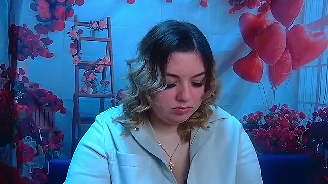 AdelinaMaster online show from April 6, 2026, 5:08 am