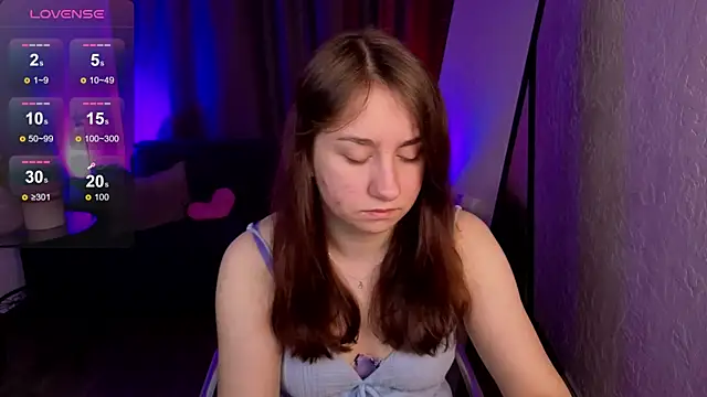 Snapshot of KattrinCutie chatting on April 4, 2026, 5:49 am KattrinCutie online show from April 4, 2026, 5:49 am