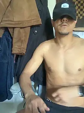 FilipoCerqueira online show from April 2, 2026, 2:58 pm