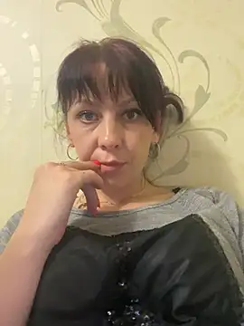 Snapshot of Bella_heart chatting on April 3, 2026, 5:55 pm Bella heart online show from April 3, 2026, 5:55 pm