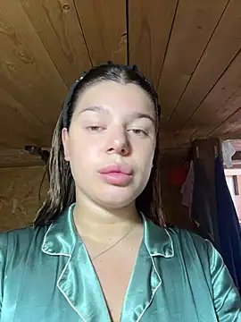 moneyforPeaches online show from July 22, 2026, 11:57 am