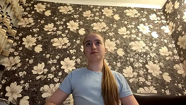 Snapshot of SabinaHaggen chatting on May 19, 2026, 5:52 pm SabinaHaggen online show from May 19, 2026, 5:52 pm