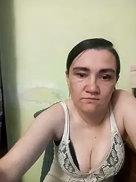 Snapshot of AlissaSecret chatting on April 7, 2026, 5:46 pm AlissaSecret online show from April 7, 2026, 5:46 pm