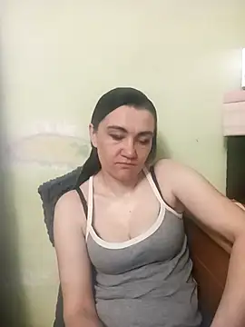 Snapshot of AlissaSecret chatting on April 8, 2026, 5:51 am AlissaSecret online show from April 8, 2026, 5:51 am