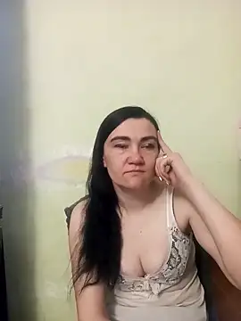Snapshot of AlissaSecret chatting on April 9, 2026, 6:13 am AlissaSecret online show from April 9, 2026, 6:13 am