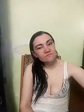 Snapshot of AlissaSecret chatting on April 27, 2026, 5:00 pm AlissaSecret online show from April 27, 2026, 5:00 pm