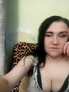 Snapshot of AlissaSecret chatting on May 2, 2026, 8:08 am AlissaSecret online show from May 2, 2026, 8:08 am