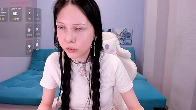 SugarBunny18 online show from April 25, 2026, 2:58 am