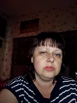 AuroKaria online show from April 12, 2026, 2:11 pm