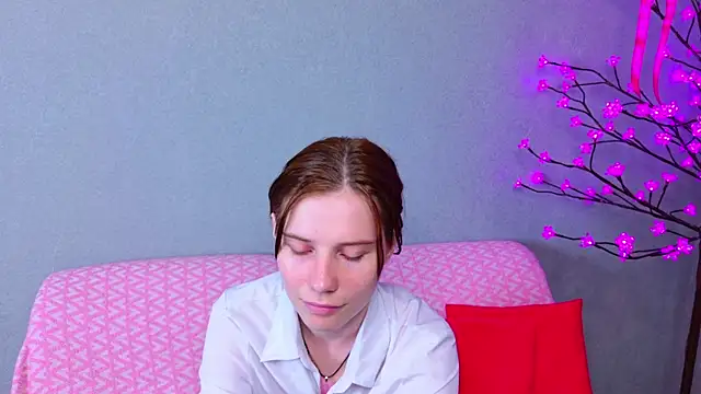 CleoBloom  online show from July 10, 2026, 3:11 am