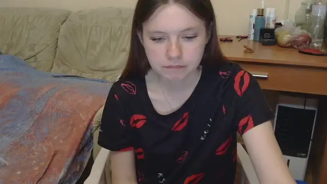 Snapshot of JessicaHolland1 chatting on May 13, 2026, 7:11 pm JessicaHolland1 online show from May 13, 2026, 7:11 pm