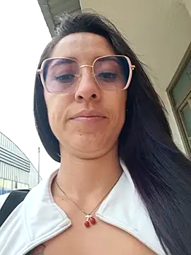 Snapshot of VALERY-94 chatting on April 28, 2026, 12:10 pm VALERY-94 online show from April 28, 2026, 12:10 pm