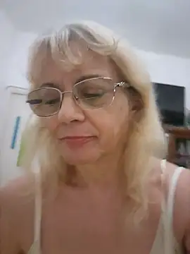 Snapshot of MatureElegantWidow chatting on June 8, 2026, 1:09 am MatureElegantWidow online show from June 8, 2026, 1:09 am