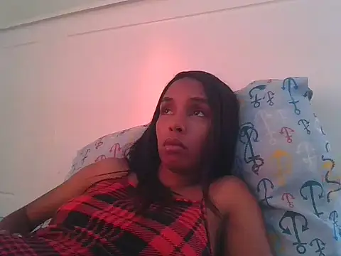 Snapshot of ZeynepLovely chatting on May 12, 2026, 2:36 pm ZeynepLovely online show from May 12, 2026, 2:36 pm