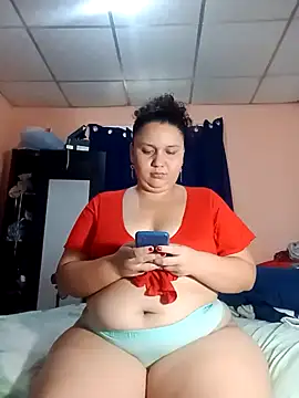 Marialae2735 online show from April 13, 2026, 6:13 pm