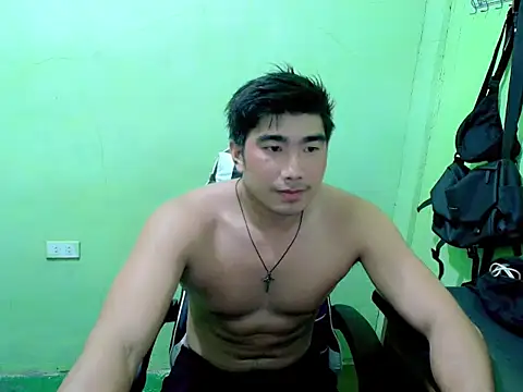 Snapshot of Hunkfireman chatting on June 15, 2026, 1:19 am Hunkfireman online show from June 15, 2026, 1:19 am