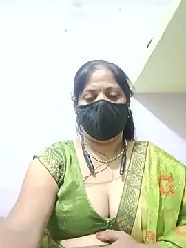 Snapshot of SEEMA_012 chatting on June 6, 2026, 4:39 am SEEMA 012 online show from June 6, 2026, 4:39 am