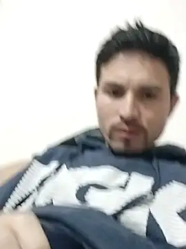 Joelcio19cm online show from April 30, 2026, 4:08 am