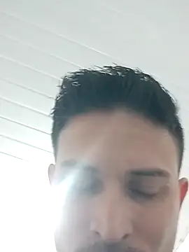 Joelcio19cm online show from May 17, 2026, 5:05 am
