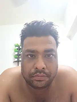 Snapshot of Meninmumbai chatting on May 15, 2026, 8:05 pm Meninmumbai online show from May 15, 2026, 8:05 pm