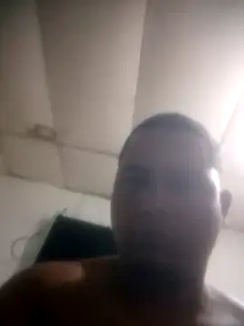 derekmateo online show from April 19, 2026, 1:32 pm