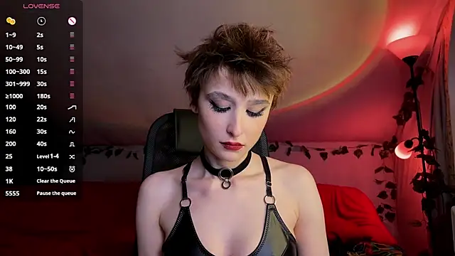 Snapshot of RebeNoir chatting on May 2, 2026, 9:14 am RebeNoir online show from May 2, 2026, 9:14 am