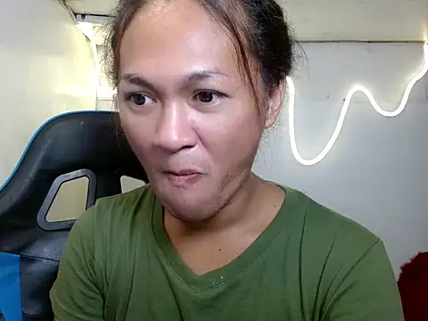 Snapshot of lixie_cumxx chatting on April 3, 2026, 12:36 pm lixie cumxx online show from April 3, 2026, 12:36 pm