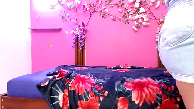 Snapshot of starfishanal21 chatting on April 13, 2026, 8:25 pm starfishanal21 online show from April 13, 2026, 8:25 pm