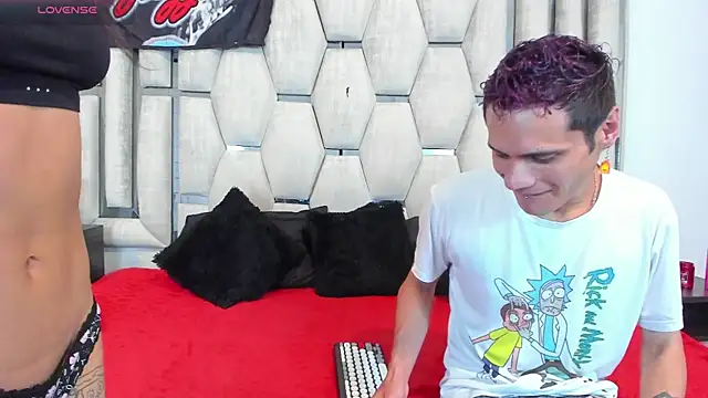 Snapshot of karlaandmatt chatting on June 28, 2026, 1:44 am karlaandmatt online show from June 28, 2026, 1:44 am