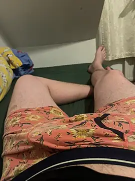 fragdemiere online show from April 3, 2026, 9:02 pm